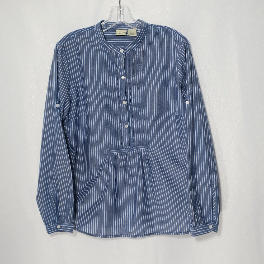 L.L. BEAN Womens PIntuck Roll Tab Sleeve Shirt